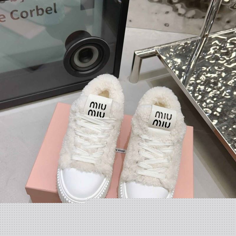 Miu Miu Casual Shoes